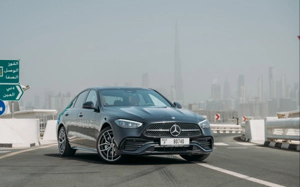 Black Mercedes C200, 2023