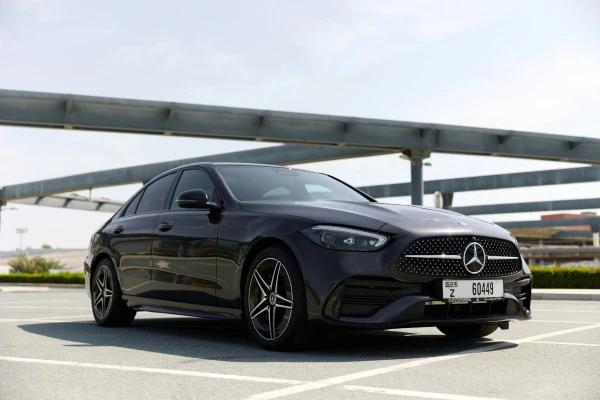  Black Mercedes C200 Photo 