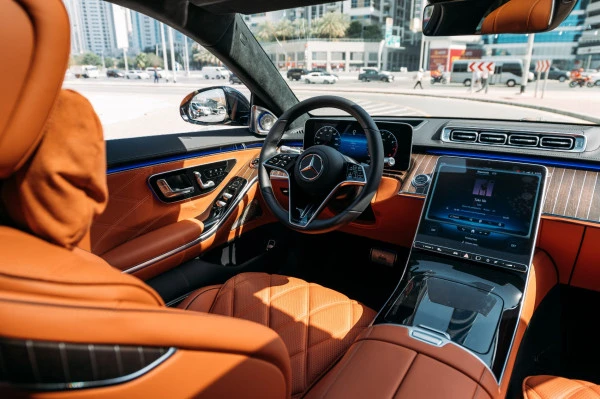  Black Mercedes Maybach S580 Photo 