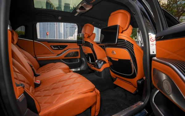  Black Mercedes Maybach S580 Photo 