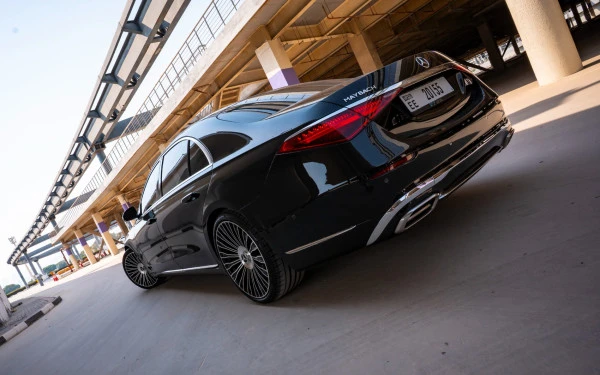  Black Mercedes S450 Maybach Kit Photo 