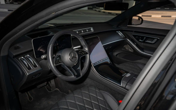  Black Mercedes S450 Maybach Kit Photo 