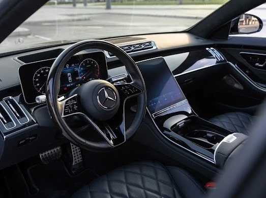  Black Mercedes S500 Photo 