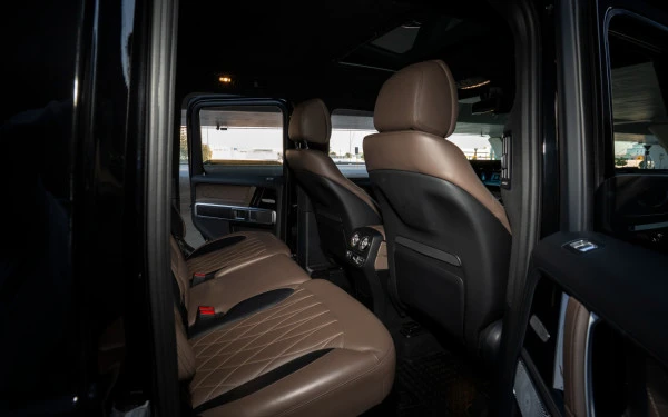  Black Mercedes V300 Avantgarde Extra Long Photo 