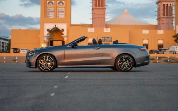  Dark Grey Mercedes E200 Cabrio Photo 