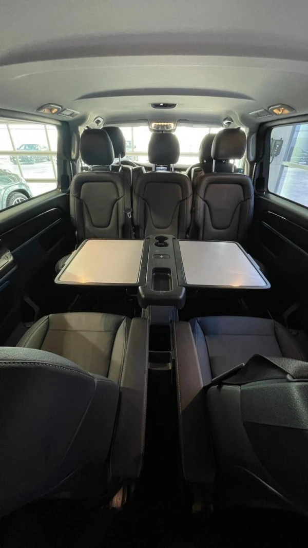  White Mercedes V Class Avantgarde Photo 